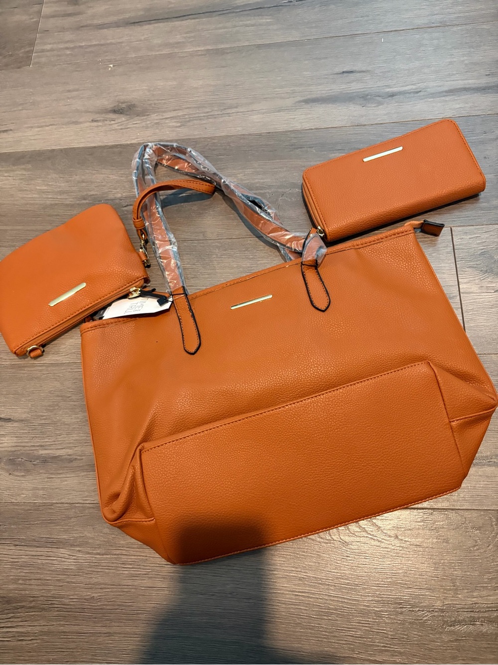 Time and Tru Women's 3-Piece 3 In 1 Handbag Set Cognac